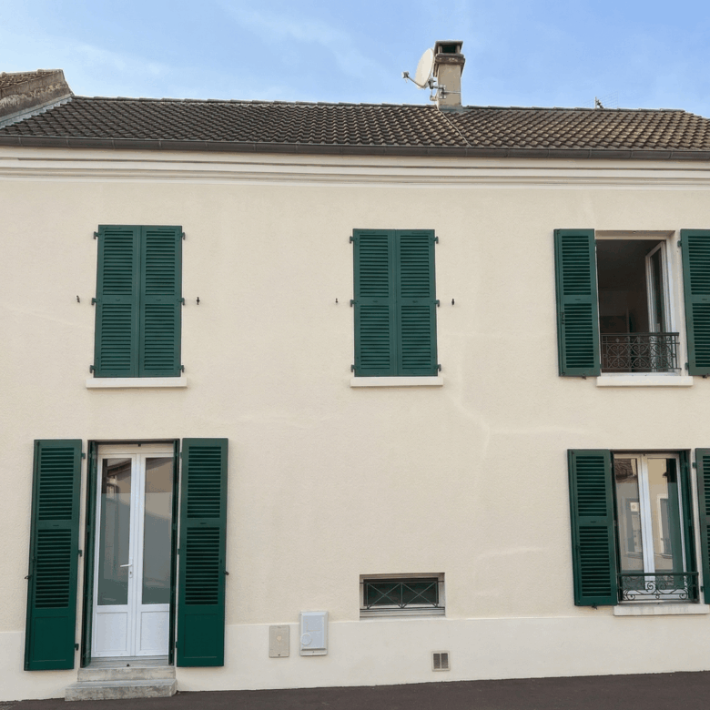 VOLET BATTANT RAL 6005 SAINT MAUR